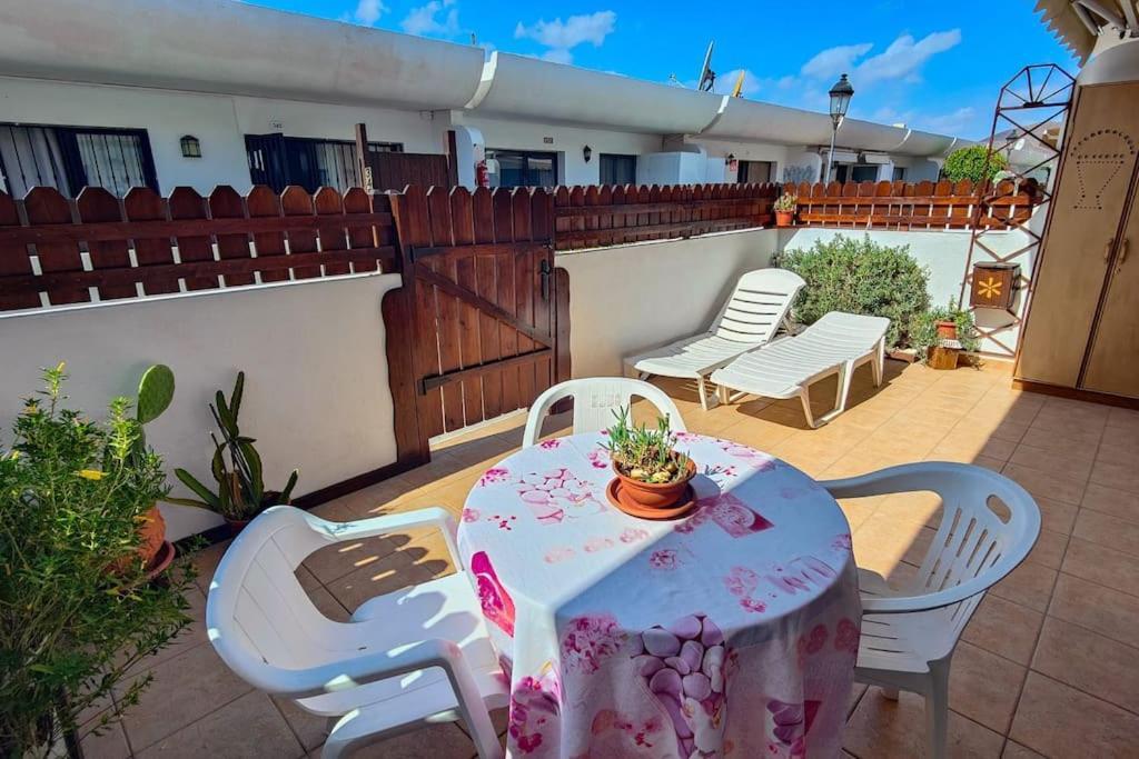Sweet Flat With Private Patio Dunasol Corralejo Esterno foto